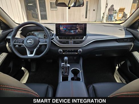 New 2026 Nissan Altima 2.5 SR FWD image 19