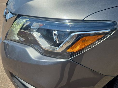 Certified 2020 Nissan Pathfinder S FWD image 16
