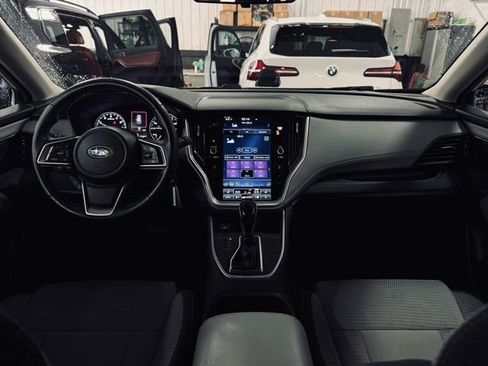 Used 2022 Subaru Outback Premium image 21