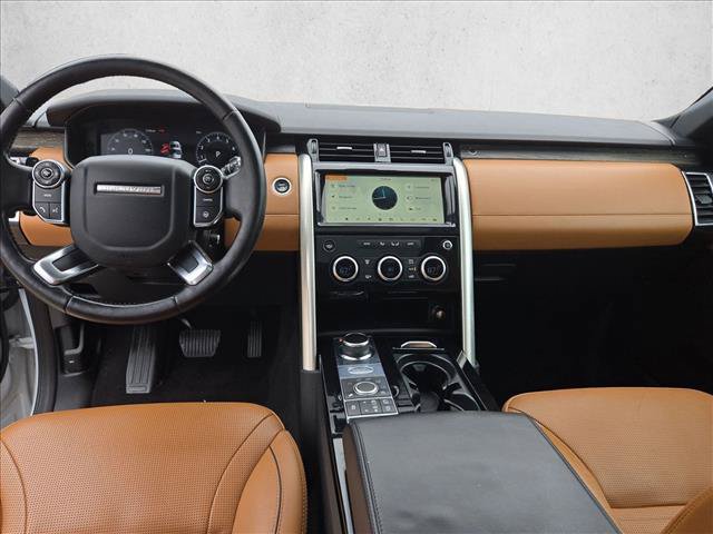 Used 2018 Land Rover Discovery HSE Luxury AWD/4WD image 18