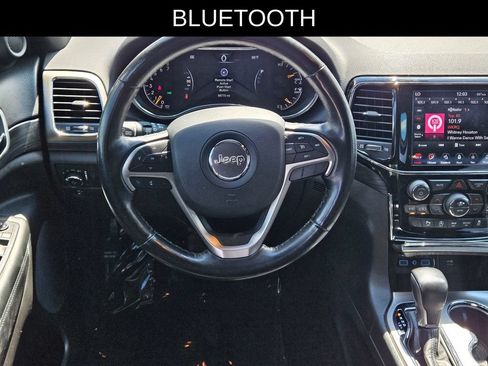 Used 2020 Jeep Grand Cherokee Altitude AWD/4WD image 12