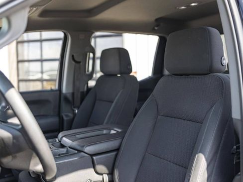 Used 2021 Chevrolet Silverado 1500 Custom Trail Boss w/ LPO, Dark Essentials Package image 6