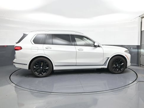 Used 2021 BMW X7 xDrive40i w/ Premium Package AWD/4WD image 11