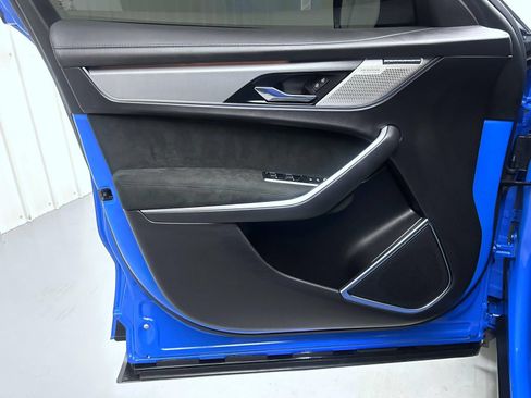 Used 2026 Jaguar F-PACE SVR AWD/4WD image 9