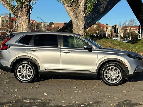 Certified 2024 Honda CR-V EX image 3