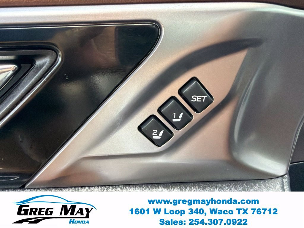 Used 2025 Subaru Outback Touring XT AWD/4WD image 27