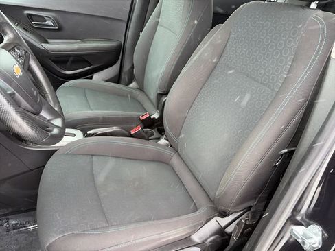 Used 2015 Chevrolet Trax LS AWD/4WD image 34