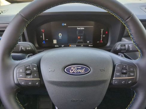 New 2025 Ford Maverick Lobo image 28