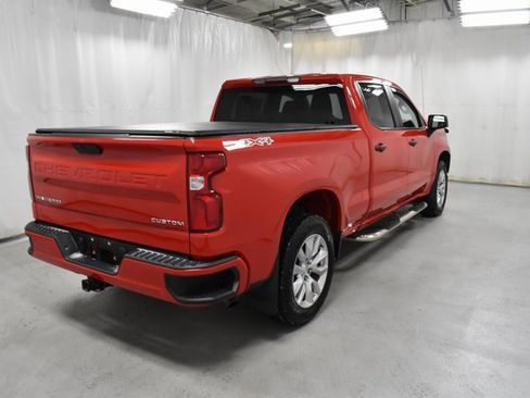 Used 2022 Chevrolet Silverado 1500 Custom image 5