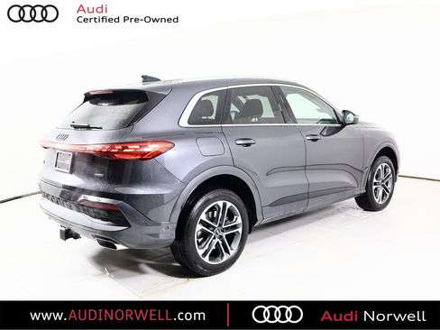 Used 2025 Audi Q5 Premium Plus w/ Premium Plus image 17