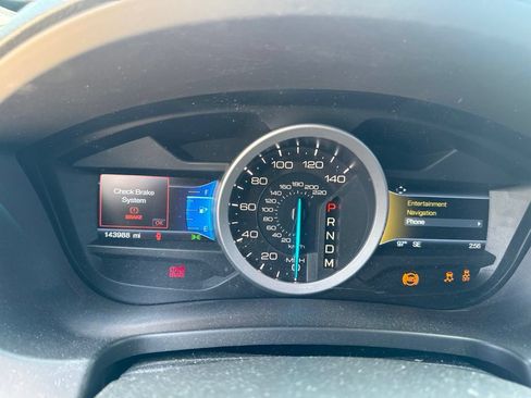 Used 2014 Ford Explorer XLT w/ Equipment Group 202A FWD image 18
