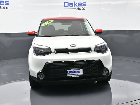 Used 2016 Kia Soul + w/ Designer's Package FWD image 3