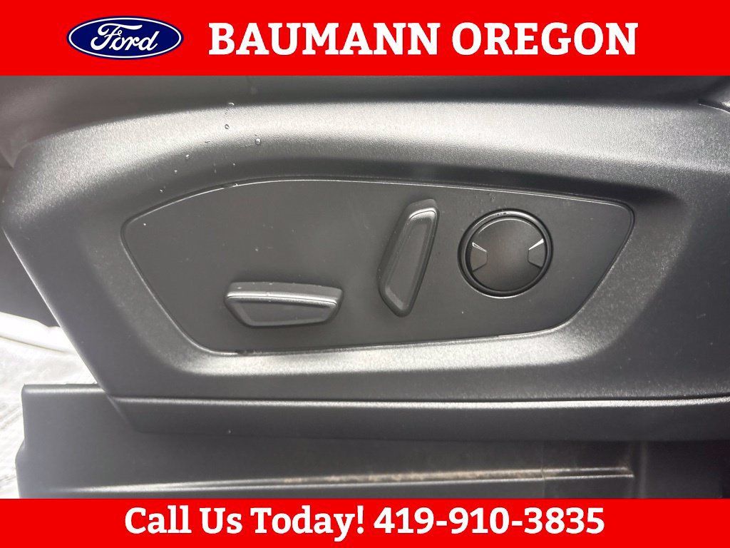 Used 2024 Ford Explorer XLT w/ Equipment Group 202A AWD/4WD image 19