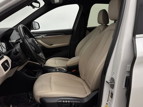Used 2018 BMW X1 sDrive28i w/ Convenience Package FWD image 14