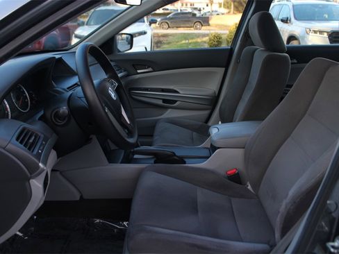 Used 2010 Honda Accord EX image 11