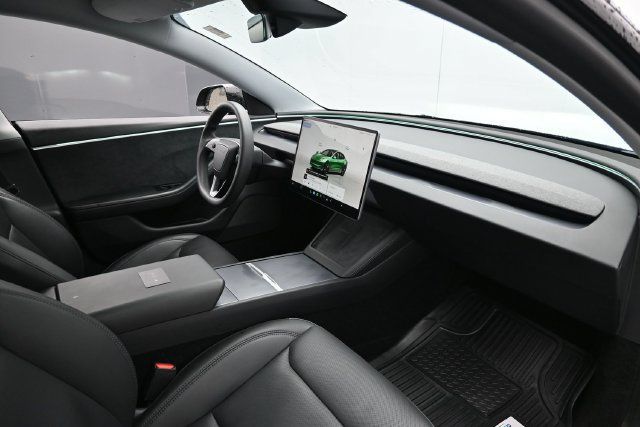 Used 2024 Tesla Model 3 Long Range AWD/4WD image 27