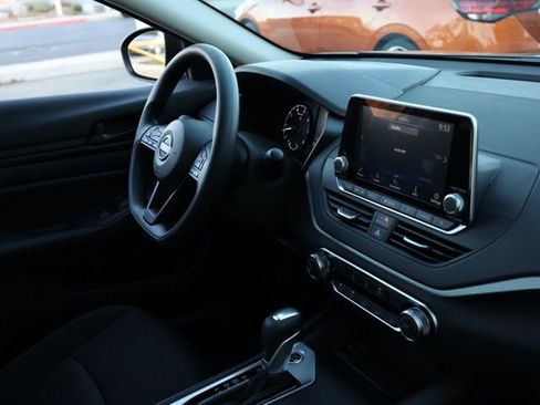 New 2025 Nissan Altima 2.5 S image 19