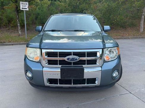 Used 2010 Ford Escape Limited FWD image 2
