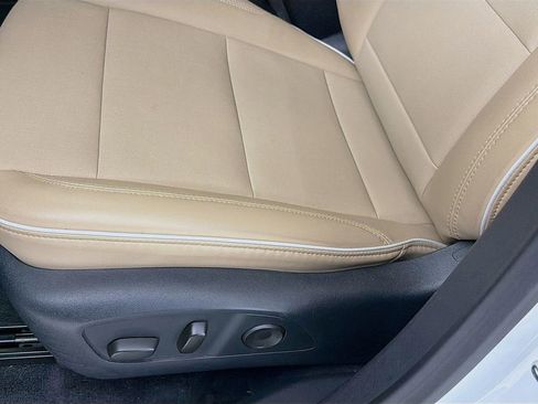 Used 2025 Buick Enclave Preferred FWD image 22