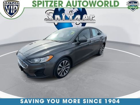 Used 2019 Ford Fusion SE image 4