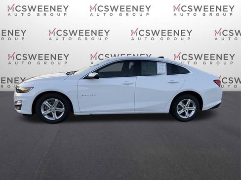 Used 2025 Chevrolet Malibu LS image 2