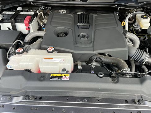 Used 2024 Toyota Tundra SR5 image 27