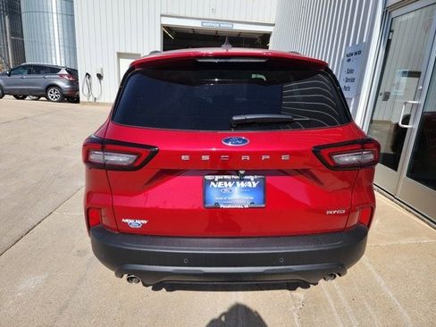 New 2025 Ford Escape ST-Line w/ Tech Pack #1 image 4