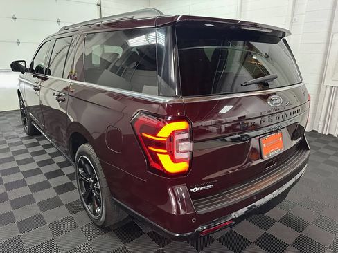 Used 2023 Ford Expedition Max Limited AWD/4WD image 7