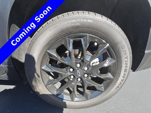 Used 2024 Chevrolet Traverse LS w/ Midnight/Sport Edition FWD image 19