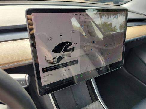 Used 2020 Tesla Model 3 Standard Range image 24