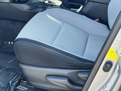 Used 2016 Toyota RAV4 XLE image 14