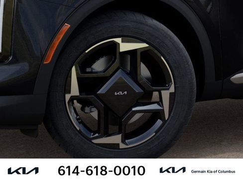 New 2026 Kia Sportage EX w/ EX Panorama Roof Package image 12