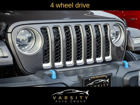 Used 2022 Jeep Wrangler Unlimited Sahara w/ Cold Weather Group image 7