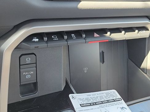 New 2026 Toyota Tundra Platinum AWD/4WD image 17
