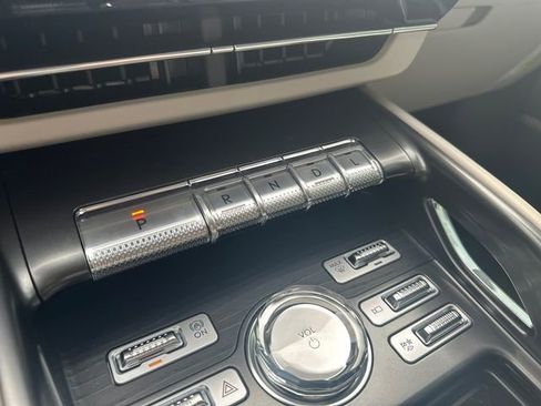 New 2026 Lincoln Nautilus Reserve AWD/4WD image 28