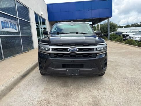 Used 2023 Ford Expedition Max XLT RWD image 3
