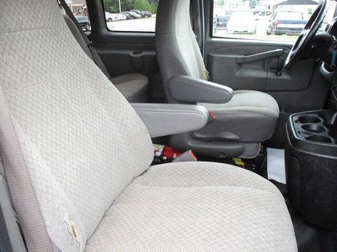 Used 2020 Chevrolet Express 2500 LS w/ Driver Convenience Package RWD image 33