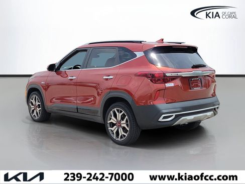 Certified 2022 Kia Seltos SX AWD/4WD image 4
