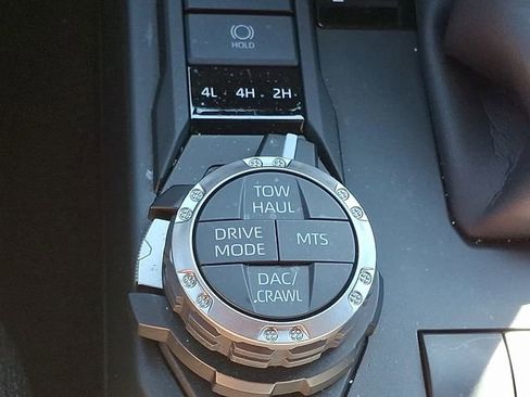 Used 2025 Toyota 4Runner TRD Off-Road image 28