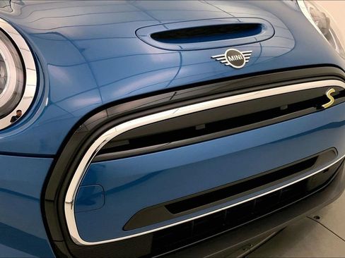 Certified 2024 MINI Cooper SE FWD image 29