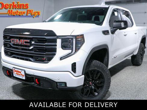 Used 2025 GMC Sierra 1500 AT4 w/ AT4 Preferred Package AWD/4WD image 1