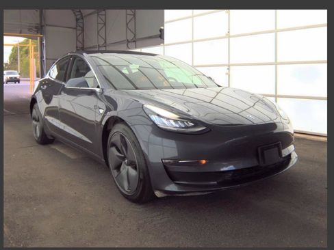 Used 2018 Tesla Model 3 Long Range AWD/4WD image 5