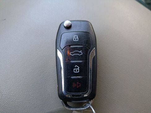 Used 2014 Honda Pilot LX image 26