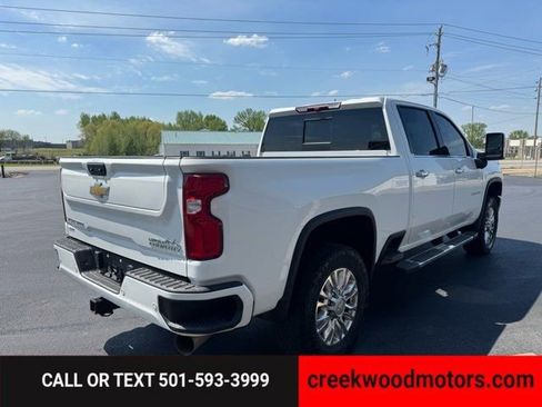 Used 2023 Chevrolet Silverado 2500 High Country w/ Safety Package II image 4