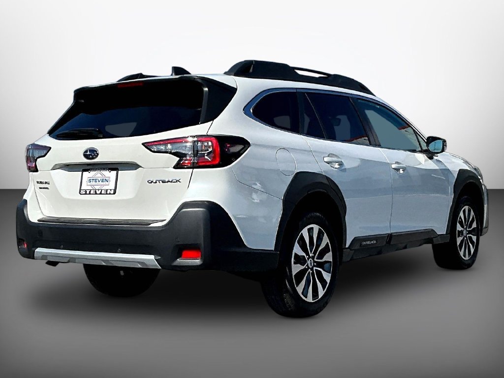 Used 2025 Subaru Outback Limited AWD/4WD image 6