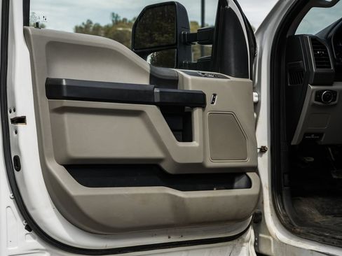 Used 2019 Ford F350 XL w/ STX Appearance Package AWD/4WD image 23