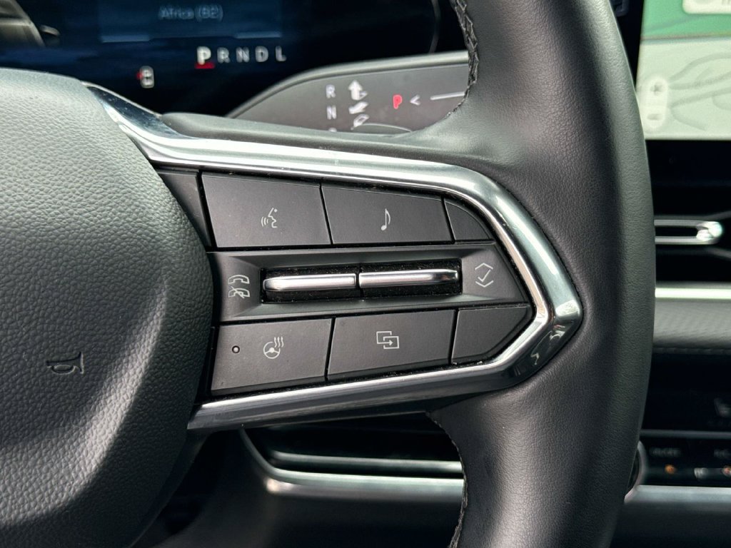 Used 2025 Chevrolet Equinox LT w/ Convenience Package II FWD image 24