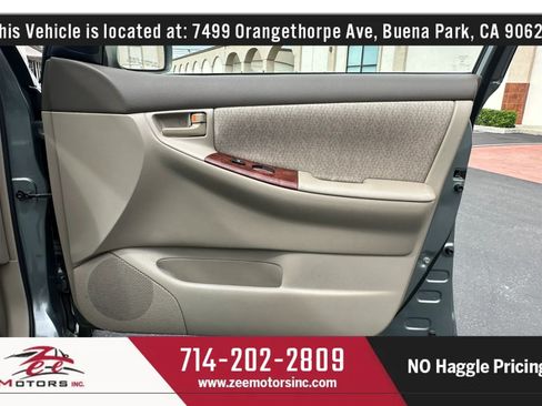 Used 2004 Toyota Corolla S FWD image 37