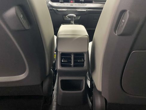 New 2027 Kia Seltos EX w/ EX Panoramic Sunroof Package AWD/4WD image 14