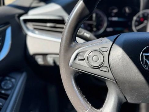 Used 2019 Buick Enclave Essence image 14